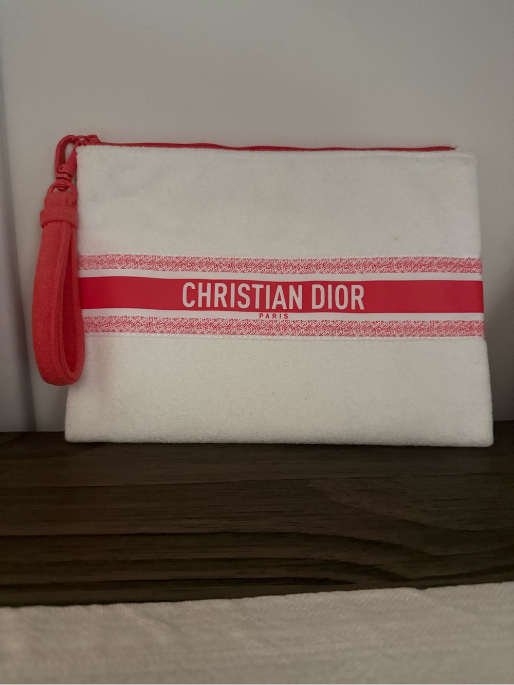 Christian Dior Beauty Terrycloth Makeup Bag / Wristlet – Coral & White GWP - Picture 2 of 6